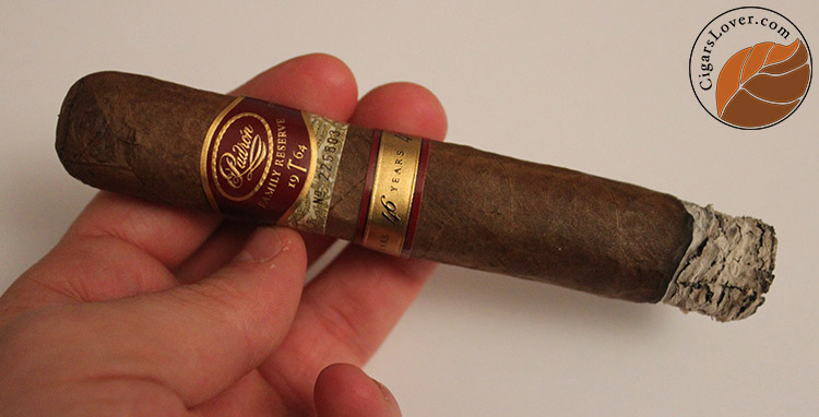 Padron Family Reserve 46 years Natural_4 copy