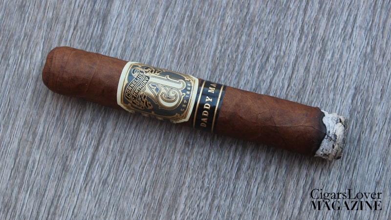 Cornelius & Anthony Daddy Mac Robusto