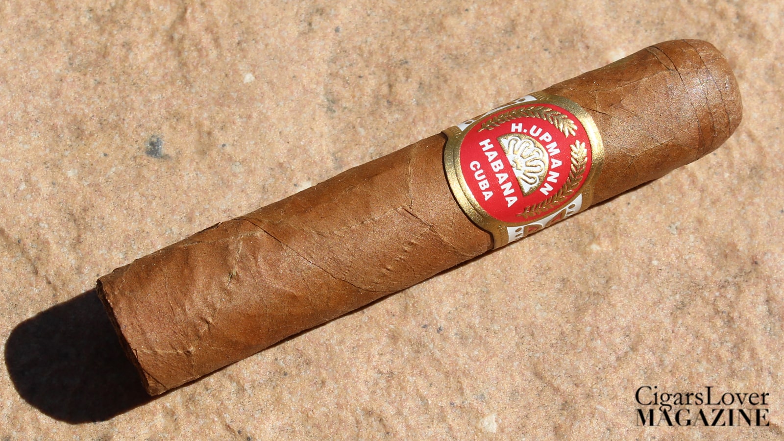 H.Upmann Half Corona