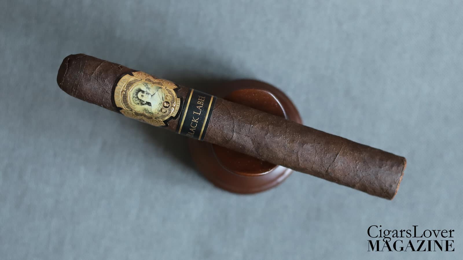 La Palina Black Label Toro