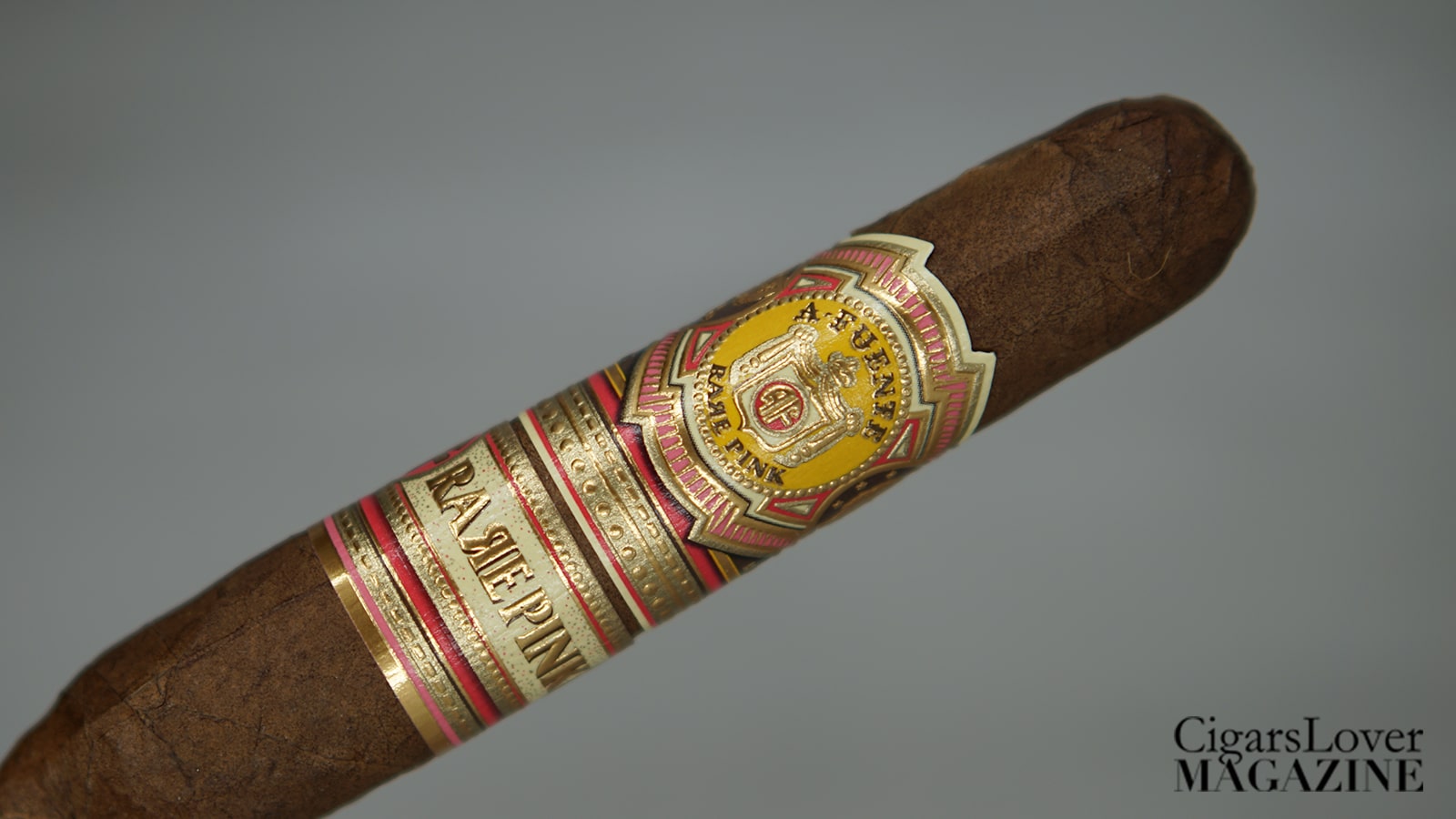 Arturo Fuente Rare Pink Short Pink